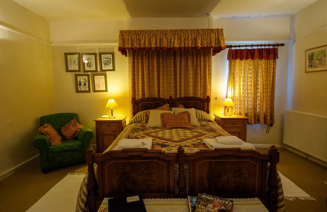 Lea House Bed And Breakfast-1